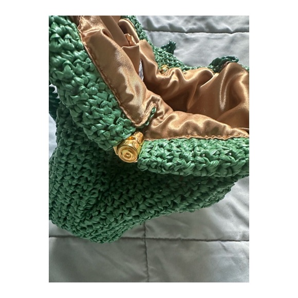 MARIA LA ROSA
crochet solid clutch bag
Green color - Picture 6 of 16